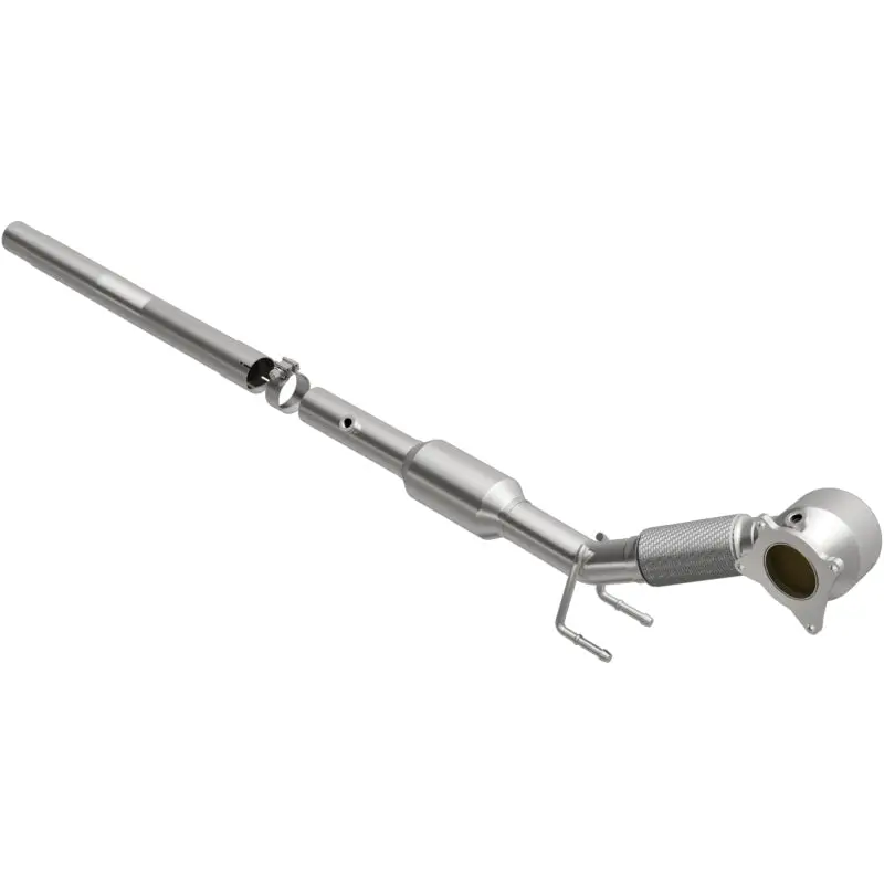 Magnaflow 12-23 Volkswagen Beetle L4 2.0L Oem Underbody Direct-Fit Catalytic Converter 1