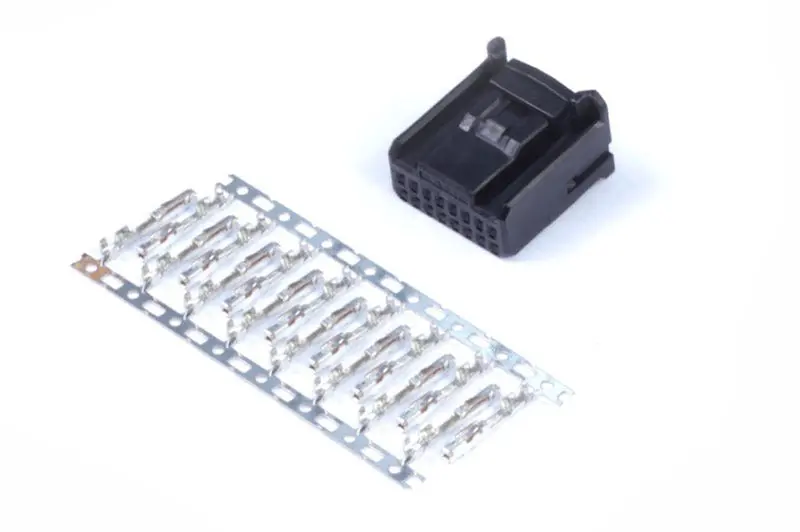 Haltech 16 Pin Tyco Plug & Pins 1