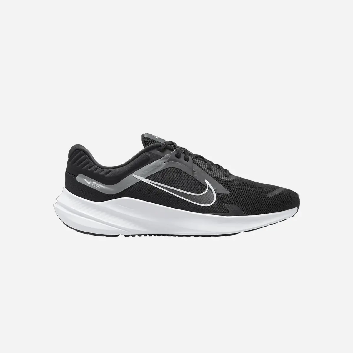 Nike Quest 5 Black White Dark Smoke Grey White 1