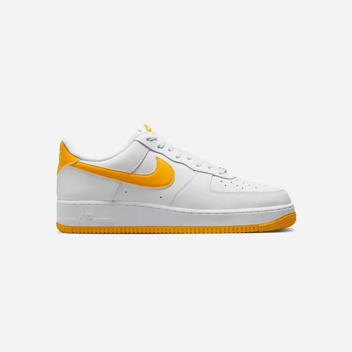 Nike Air Force 1 Low 07 University Gold 1