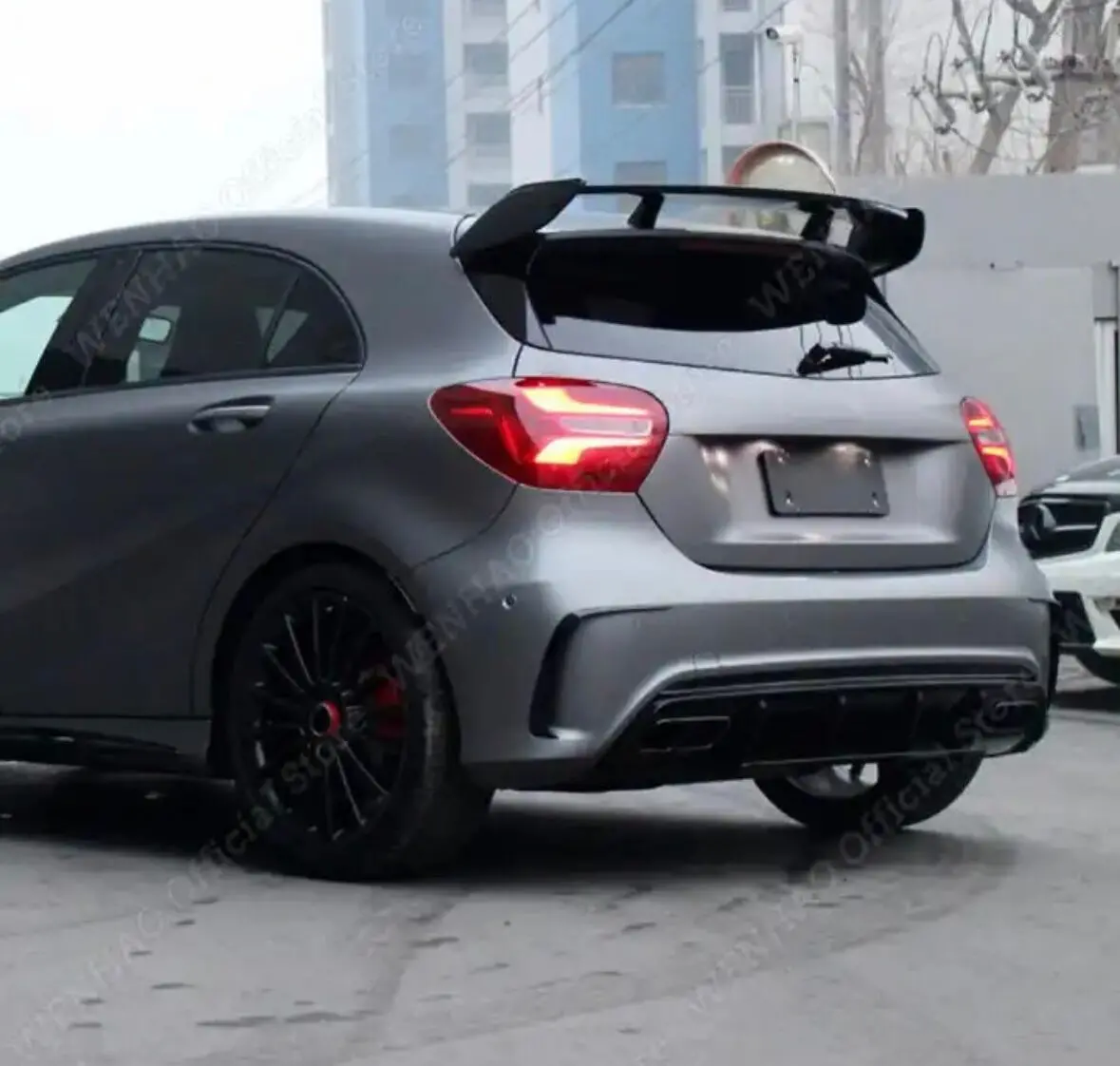 メルセデスベンツ Amg Gla  Gla45s (H247) リアウィング 1