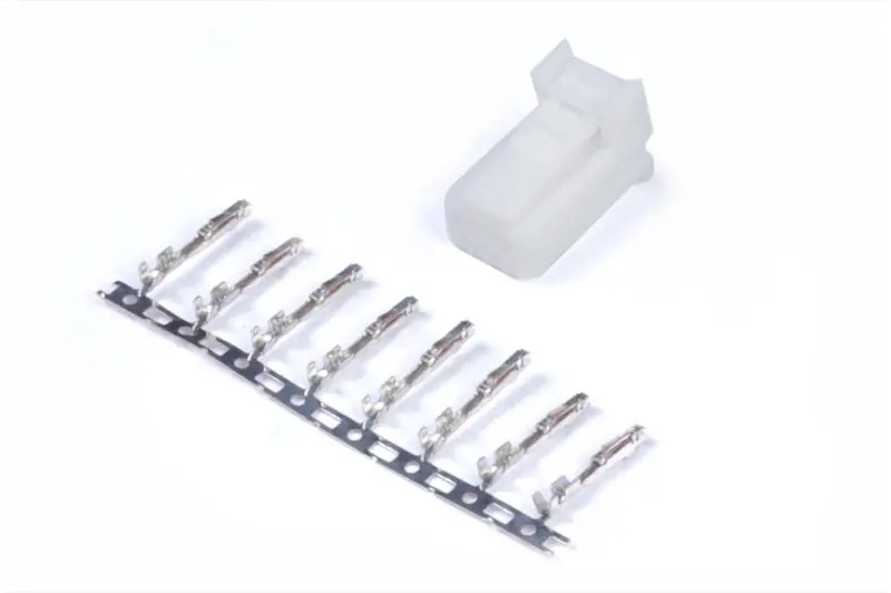 Haltech 8 Pin Tyco White Plug & Pins 1
