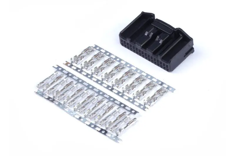 Haltech 32 Pin Tyco Plug & Pins (Non Waterproof Version) 1