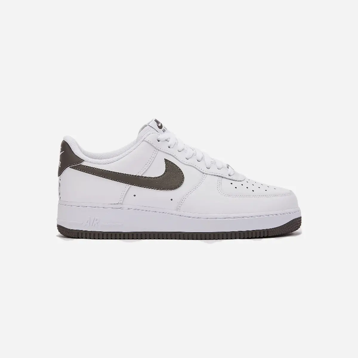 Nike Air Force 1 Low '07 White 1