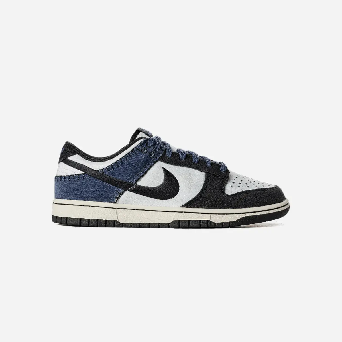 Nike Dunk Low Retro Se Lifestyle Shoes White/Off Noir/Sanded Purple/White 1