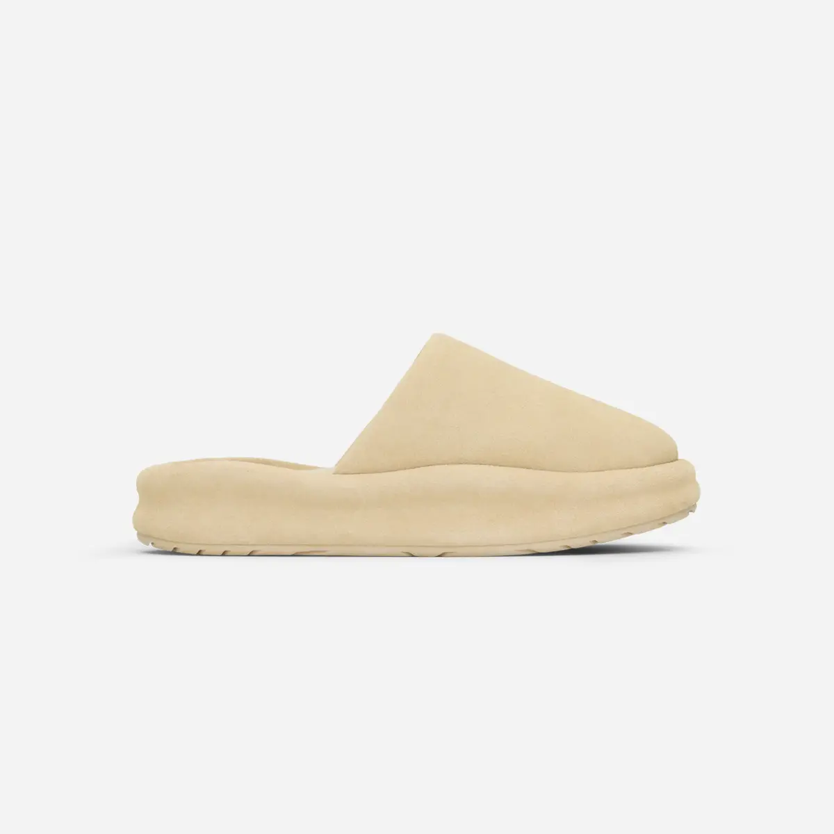 Skylrk Rest Slipper Smooth Suede Cashew 1