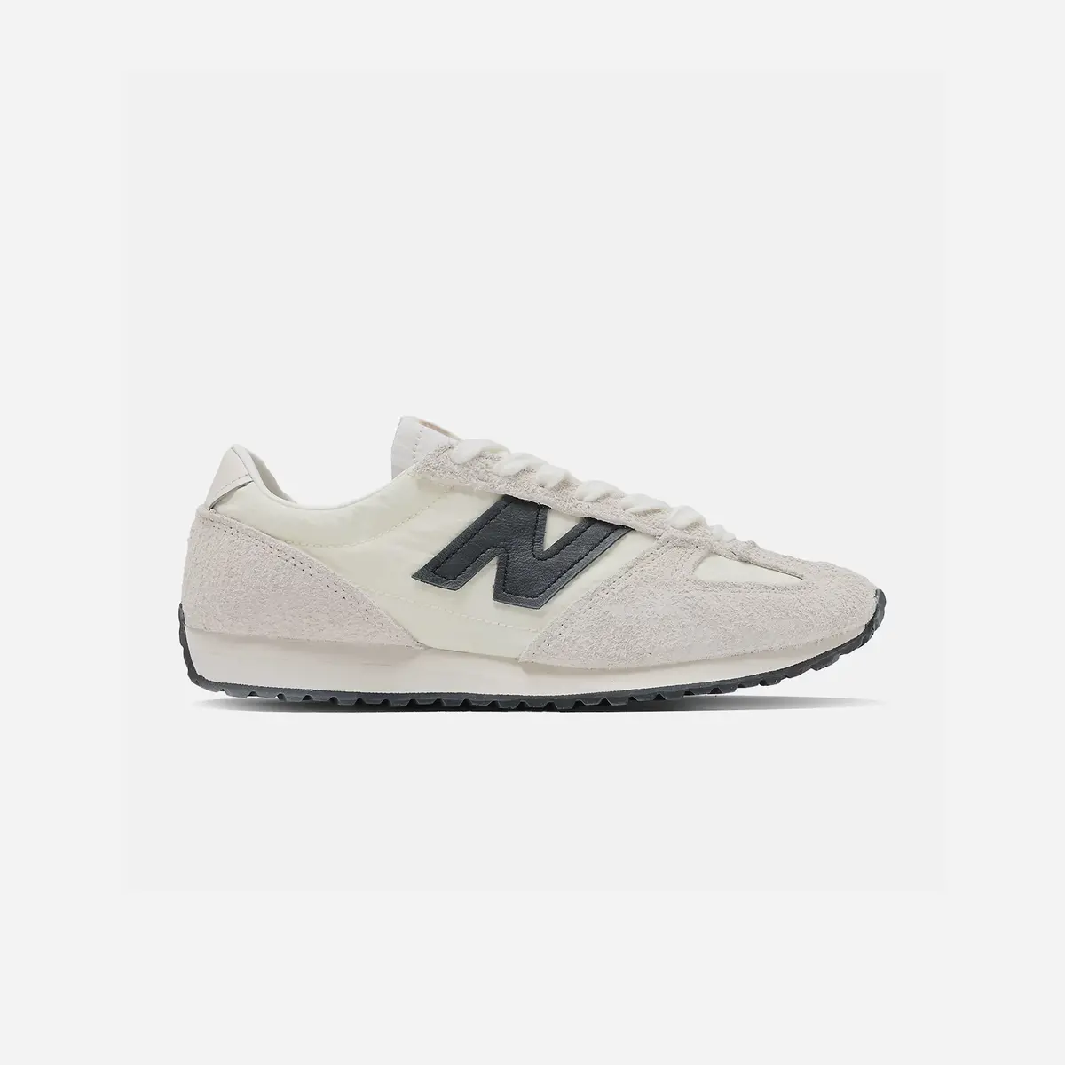 New Balance 471 Linen With Angora And Black 1