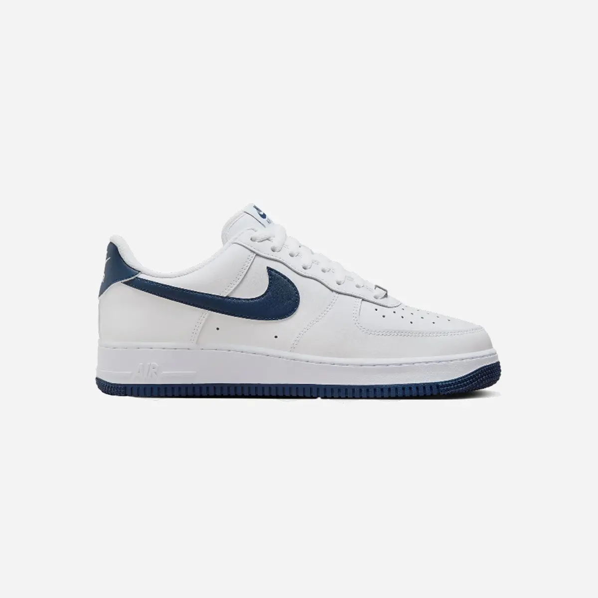 Nike Air Force 1 '07 Lv8 Lifestyle Shoes White/Midnight Navy 1